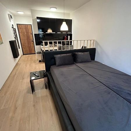 Md Studio Novi Sad Luaran gambar